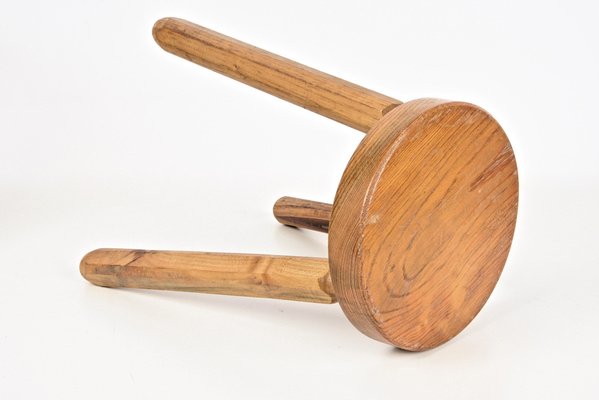Mid-Century French Modern Wooden Tripod Stool in the style of