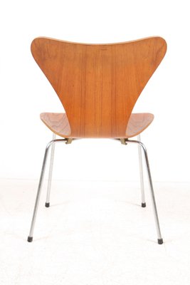 Danish Series 7 Teak Dining Chairs By Arne Jacobsen For Fritz Hansen Danish Series 7 Teak Dining Chairs By Arne Jacobsen For Fritz Hansen 1960s Set