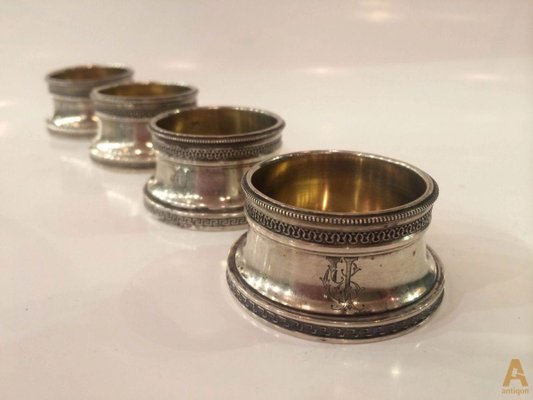 Silver napkin outlet ring holders
