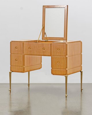 White and brass dressing table deals