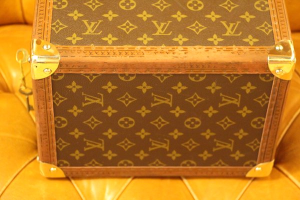 Vintage Louis Vuitton Custom Monogram Travel Jewelry Case with 4 Trays For  Sale at 1stDibs  louis vuitton jewelry box vintage, vintage louis vuitton jewelry  box, vuitton jewelry case