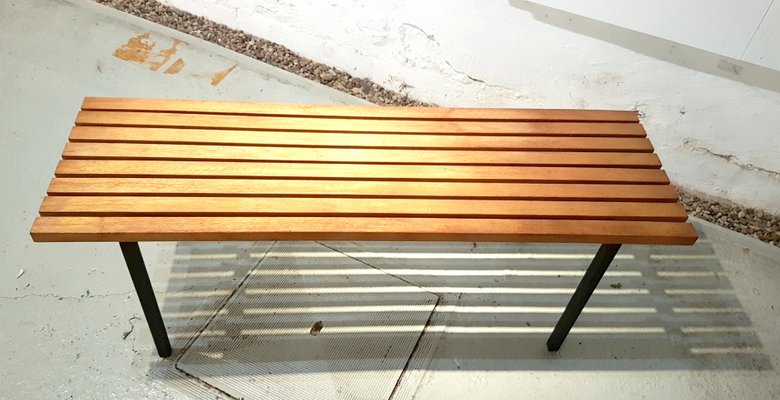 Slat store coffee table