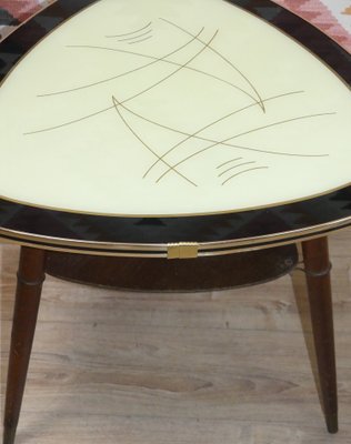Glass top 2024 cocktail table