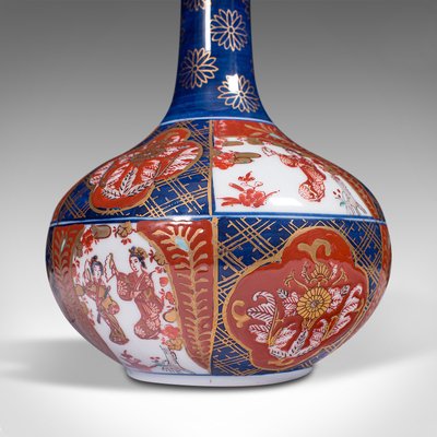 konstant kemikalier video Vintage Chinese Imari Revival Ceramic Flower Vase for sale at Pamono