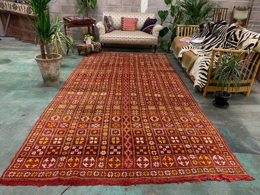 Großer marokkanischer Berber Atlas Teppich bei Pamono kaufen