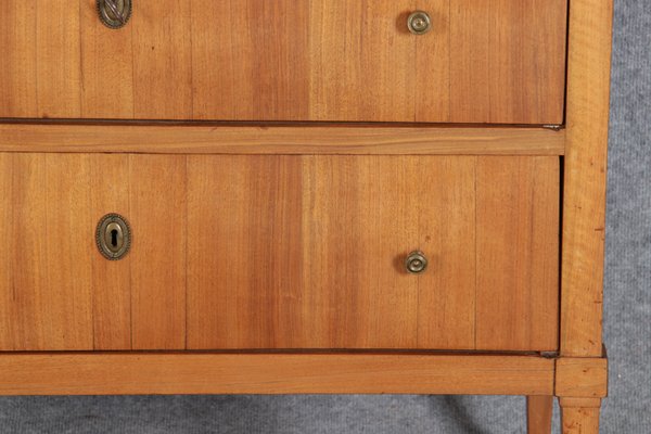 Russells chest sales of drawers