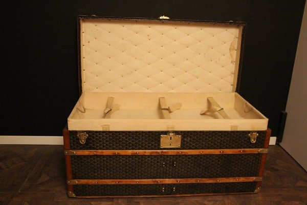 goyard trunk