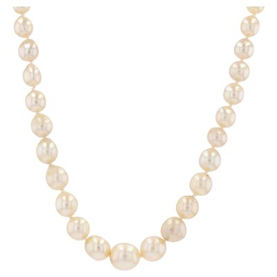 Falling Cultured Pearl Necklace 
