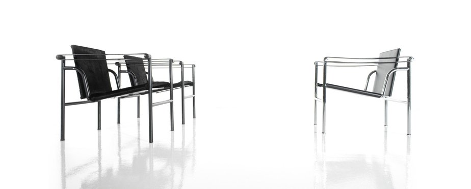 LC1 Chair by Le Corbusier, Pierre Jeanneret & Charlotte Perriand