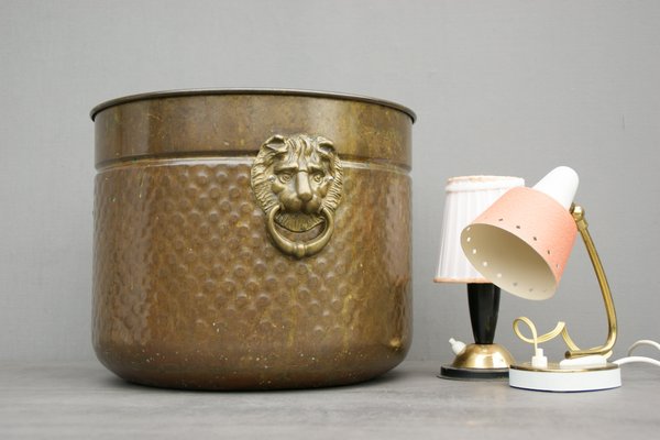 Antique lion head lamp new arrivals
