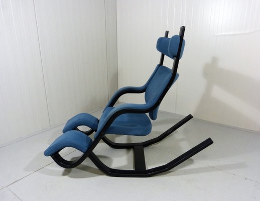 gravity stokke chair