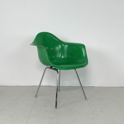 Herman miller green chair deals