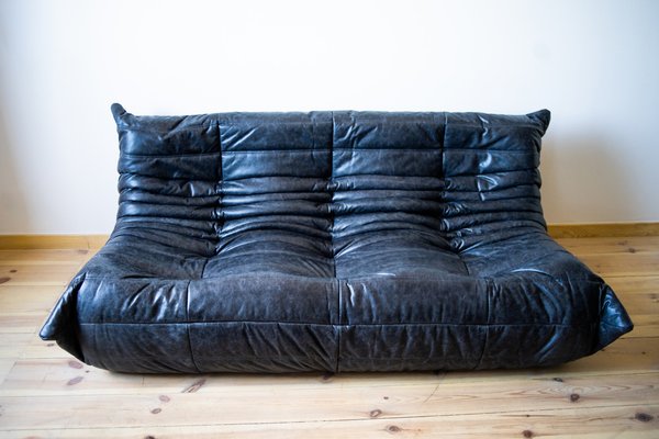 Vintage leather sofa Togo by Michel Ducaroy for Ligne Roset