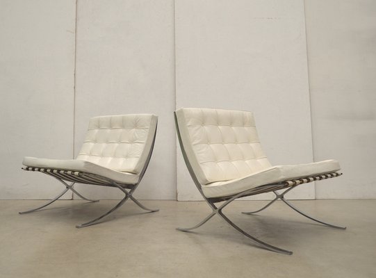 Limited 30th Barcelona Lounge Chairs Ottoman by Ludwig Mies Van Der Rohe for Knoll Inc. Knoll International 1981 Set of 3