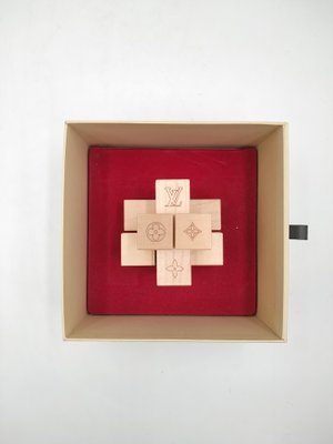 LOUIS VUITTON Le Pateki Wood Cube Puzzle VIP Gift 48566
