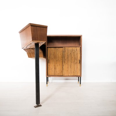 24 store corner cabinet