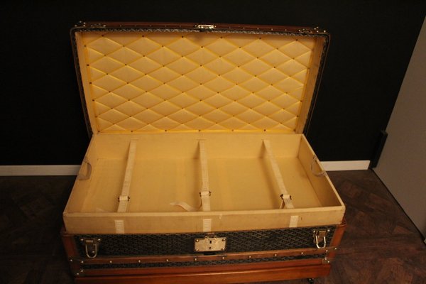 goyard trunk