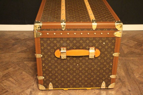 Rare Louis Vuitton trunk printed patern canvas