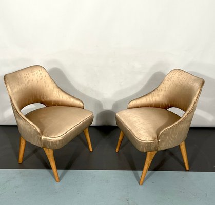 Set of 2 bedroom hot sale chairs
