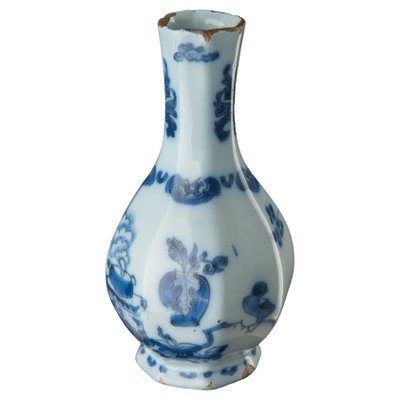 Blue and White Chinoiserie Bottle Vase from Delft, 1685 for sale at Pamono