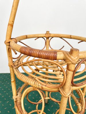 Rattan bottle holder top