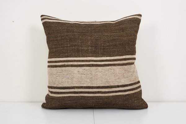 non toxic throw pillows