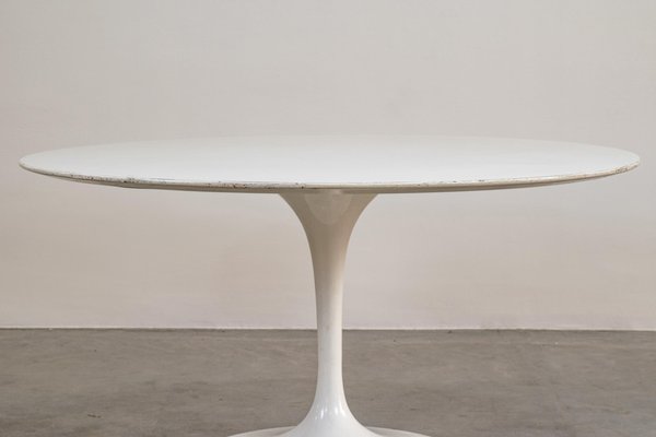 White Pedestal Dining Table In Aluminum, 48 Round White Pedestal Table