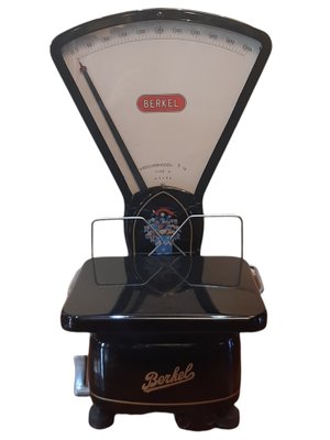 aangrenzend houten persoon Vintage Weighing Scales from Berkel for sale at Pamono