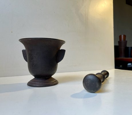 Mortier Avec Pilon En Fonte Noire JADE TEMPLE - Petite Taille 9.8x5.8cm, Pour épices, Herbes, Préparation Culinaire - 3