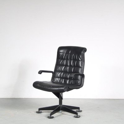 Desk Chair in the style of Richard Sapper for Knoll International
