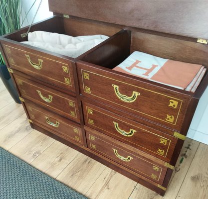 Mid-Century Italian Wood and Brass Marine Military Campaign Style Chest for sale at Pamono Mid-Century Italian Wood and Brass Marine Military Campaign Style Chest for sale at Pamono