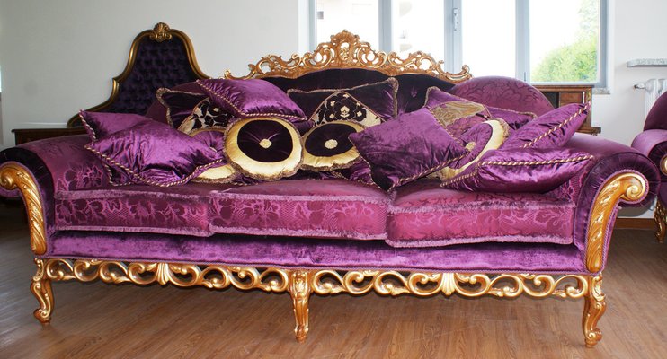 Baroque Style Carved and Gold Sofa for sale at Pamono