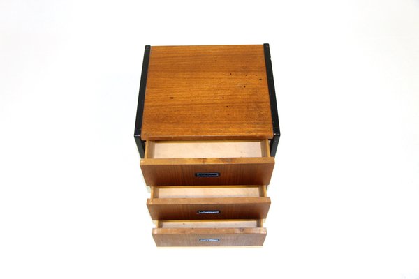 Scandinavian store teak dresser