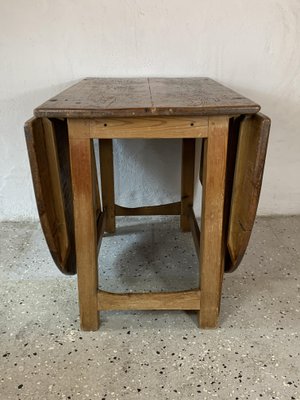 Vintage farmhouse drop leaf hot sale table