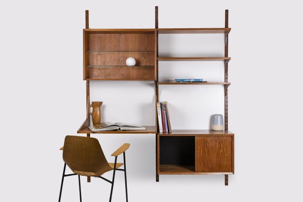 Autorisatie toernooi Samenwerken met Bookcase Royal System by Poul Cadovius for Cado, 1960s for sale at Pamono