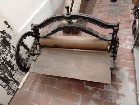 Vintage bench press hot sale