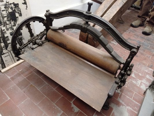 Vintage bench press clearance
