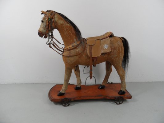 Cavallo giocattolo antico in vendita su Pamono
