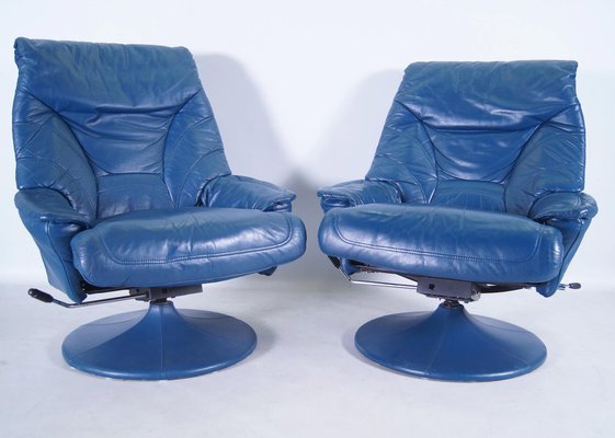 Cece Blue Leather Recliners By Axel, Blue Leather Riser Recliner Chairs