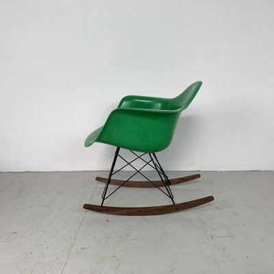 Herman miller rocking chair vintage 2025