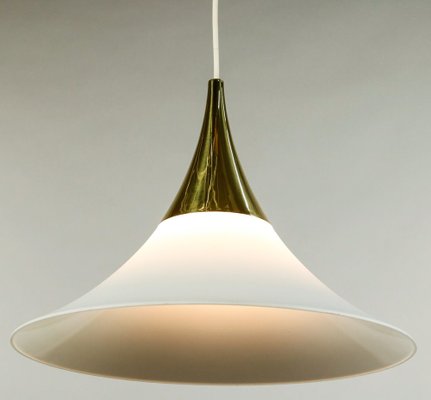 Hanging pendulum deals lights