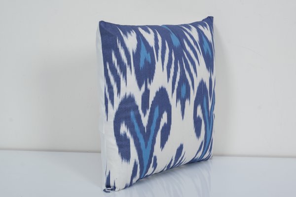 Blue ikat pillow cover top