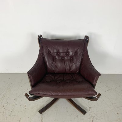 Falcon chair store and ottoman