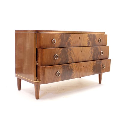 Modern mahogany hot sale dresser
