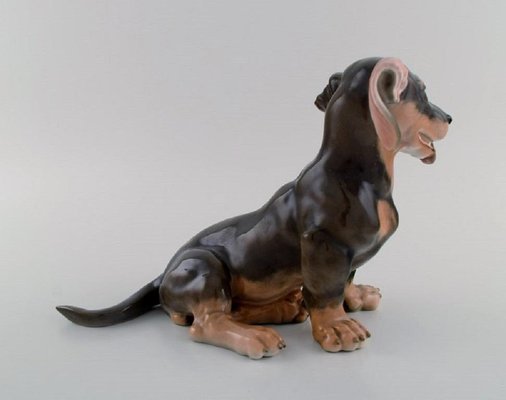 Large Porcelain Figurine Of Dachshund From Royal Copenhagen 1964 For Sale At Pamono