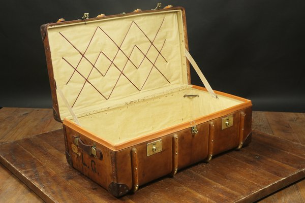 Rare malle cabine de voyage ancienne avec sa poupée - Collection