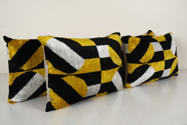 Yellow Patterned Silk Velvet Ikat Bedding Pillow Covers Set of 3 for sale at Pamono