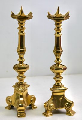 Vintage Lombard Made in England Set of Two Solid Brass Candlesticks