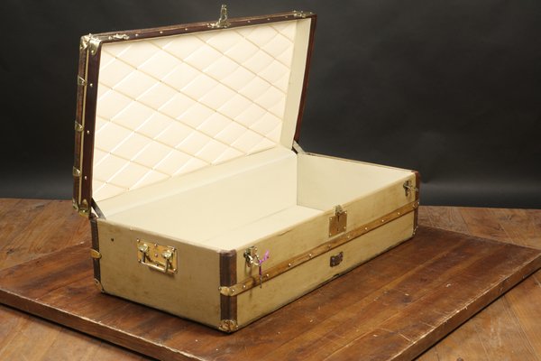 Goyard Cabin Trunk or Coffee Table in Plain Canvas for sale at Pamono
