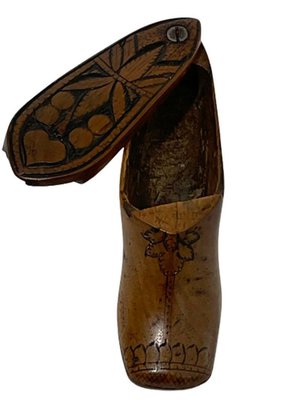 Antique dutch wooden shoes 2025